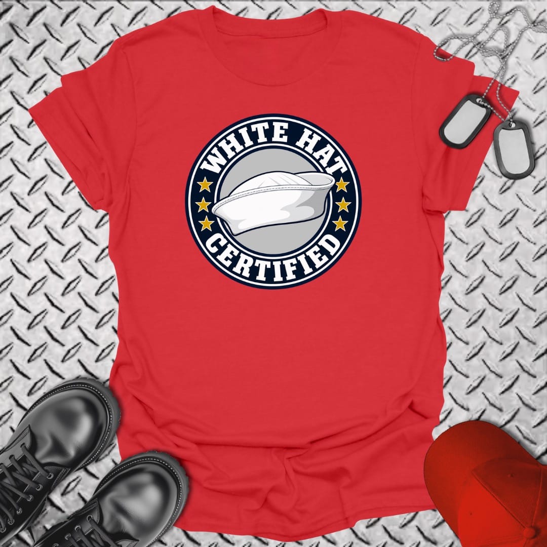 NavyHumor Everyday Tee Red / S White Hat Certified