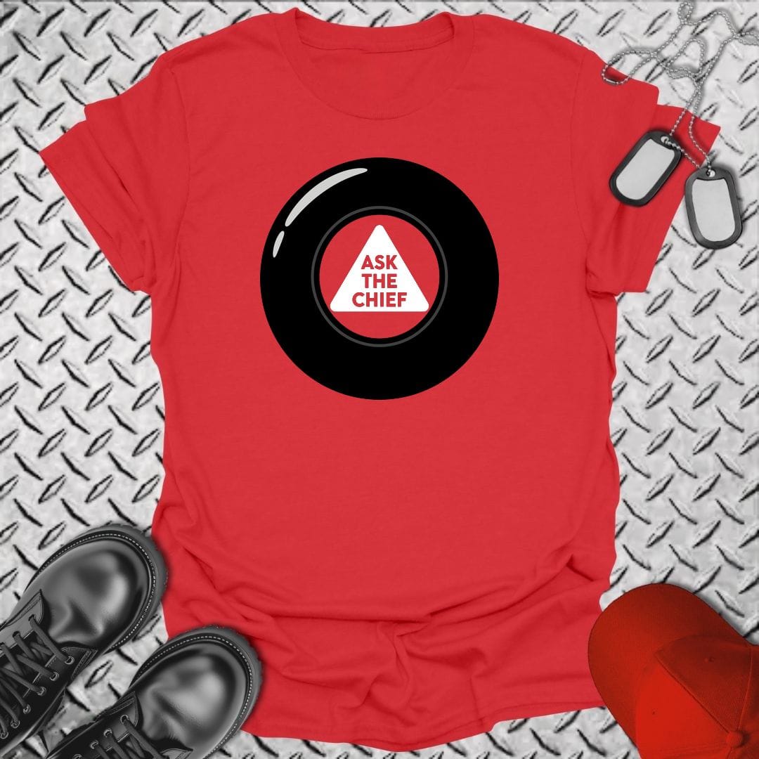 NavyHumor Everyday Tee S / Red Ask The Chief Eight Ball